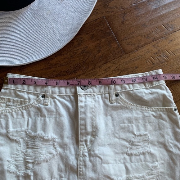 Vanilla Star White Denim Mini Skirt - Picture 10 of 10